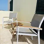 Casa Hermano Bright And Sunny With Sea Views *