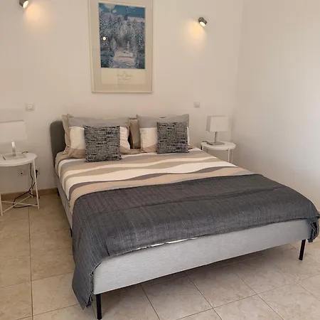 Casa Hermano Bright And Sunny With Sea Views بيت للعطل *