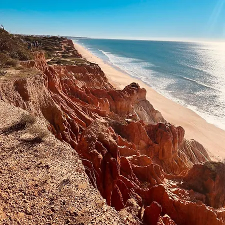 Casa Hermano Bright And Sunny With Sea Views * Lagos