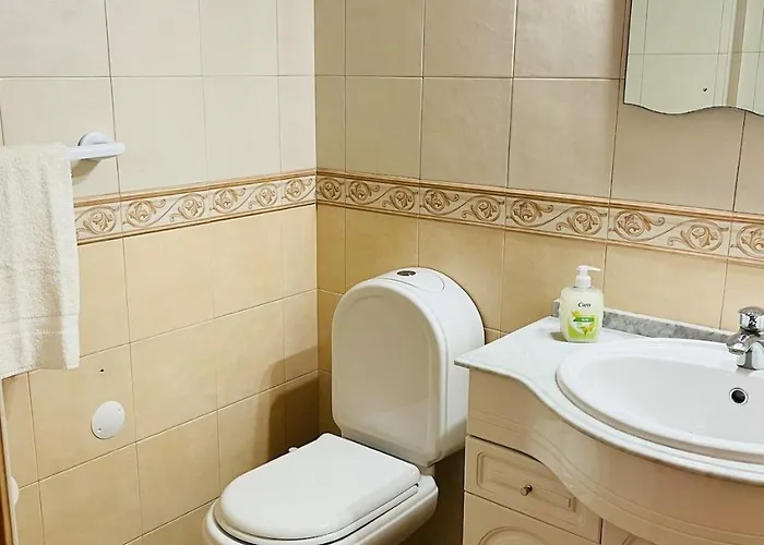 Casa Hermano Bright And Sunny With Sea Views Lagos